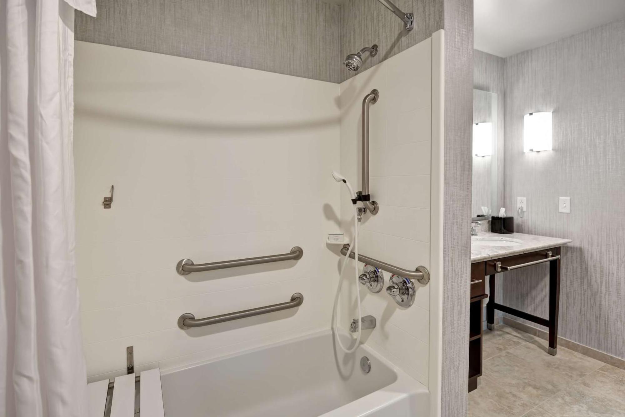 Homewood Suites By Hilton New Hartford Utica Clinton Esterno foto