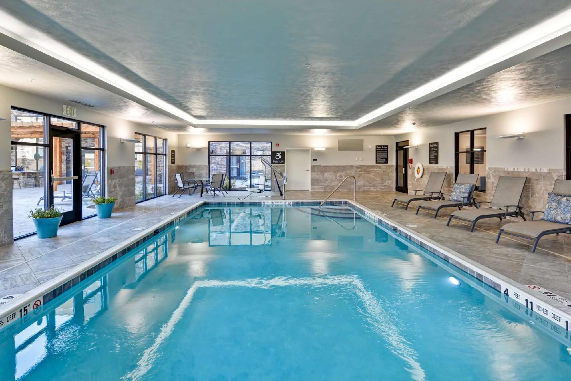 Homewood Suites By Hilton New Hartford Utica Clinton Esterno foto